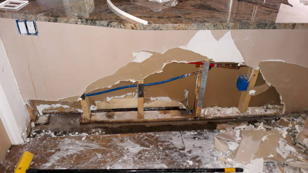 Best Water damage restoration company  in Hurstbourne Acres, KY